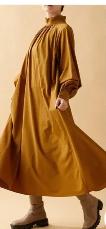 터틀 개더 원피스 SUMI STYLE