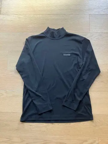 몽벨 위크론 하이넥 셔츠