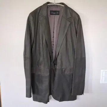 BASILE28 레어 가죽 테일러드 자켓 1버튼 염소 가죽