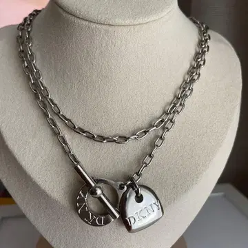 DKNY 목걸이