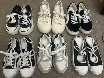 가격 인하했습니다 새상품 스니커즈 사이즈 23cm(2번)