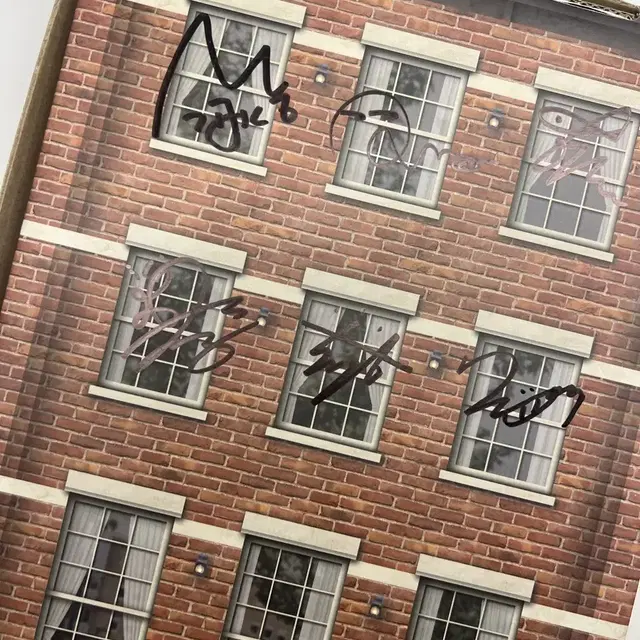 BOYNEXTDOOR 보넥도 사인앨범 데뷔앨범 판매