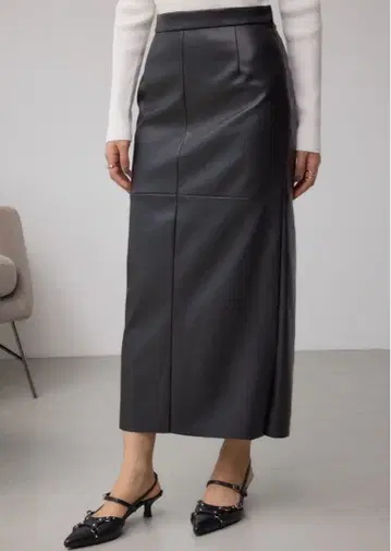 AZUL by moussy 인조 가죽 타이트 스커트