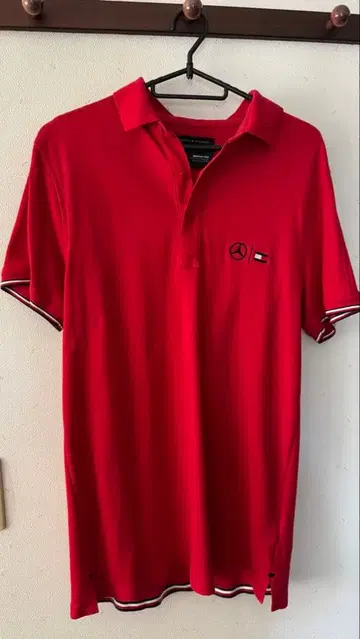 타미 힐피거 AMG 페트로나스 피케 셔츠 레드