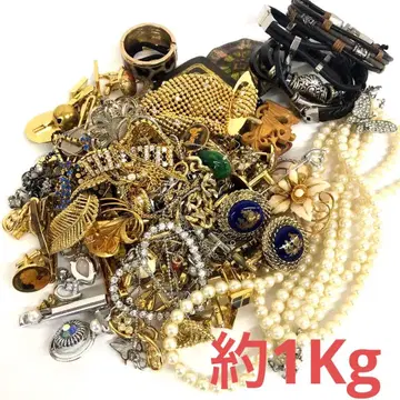 도금 액세서리 목걸이 브로치 넥타이핀 등 묶음 판매 약 1Kg