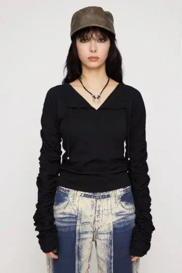 laguagem SLEEVE GATHER CUT 상의