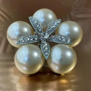 펄 브로치 화이트 크리스마스 결혼식에도 한국 액세서리 빅 사이즈