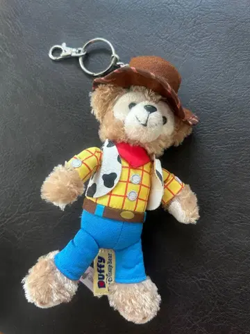 더피 우디 콜라보 키링