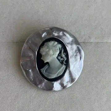 빈티지 카메오 브로치