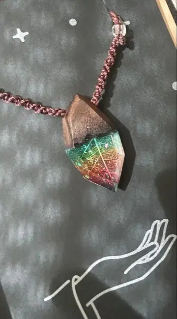 우드 레진 잎맥돌 펜던트 목걸이