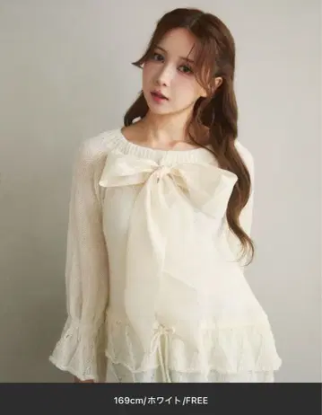 titty&co 티어드 리본 니트 화이트