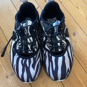 Puma 스니커즈 23cm