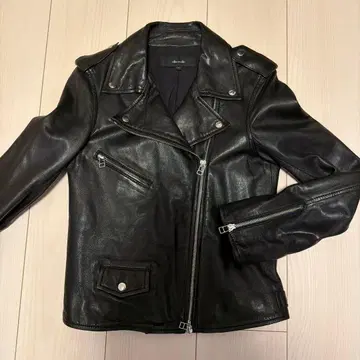 알아바일 블랙 가죽 라이더 자켓 alurevile