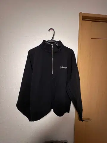 Breath 블랙 하프 지퍼 후드티