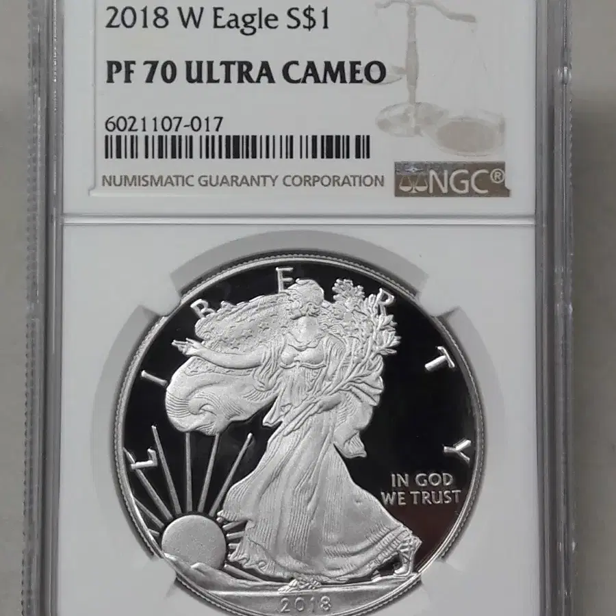 2018 W American Silver Eagle 1oz NGC PF70 Ultra Cameo Proof Silver Coin #이글 프루프,#이글프루프은화,#수집형은화,#한정판은화,#미국프루프은화 on Bunjang Global Site.