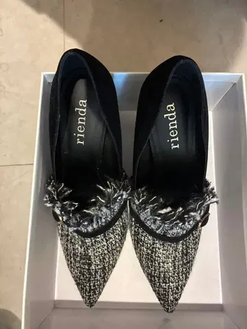 rienda 스틸레토 하이힐 L