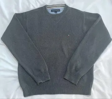 새상품급 TOMMY HILFIGER 타미힐피거 니트 스웨터 그레이 M