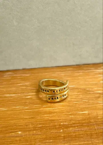 셀주 트라발 반지 행복의 수갑