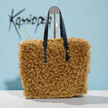 KASSIOPEA 카시오페아 푸들 퍼 보아 핸드 백