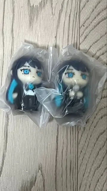 Ado DOME TOUR 2025 미니 피규어 2종 세트