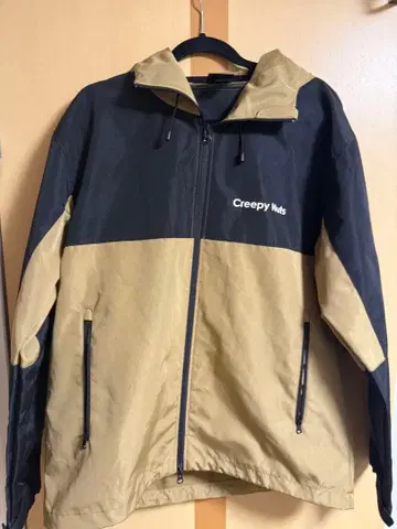 Creepy Nuts 2020 united athle 마운틴 파카