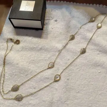 NOUR 엘레강트 드롭 목걸이