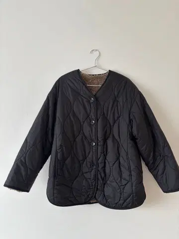 MidiUmi 퀼팅 자켓 블랙