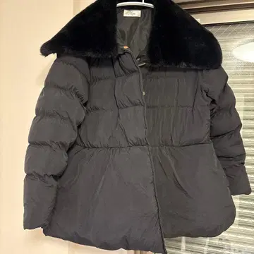 Myu 럭셔리 퍼 허리 쉐이프 패딩 자켓 ML