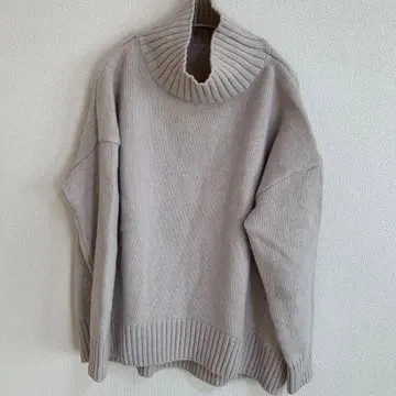 뷰티&유스 와이드 터틀넥 니트 풀오버