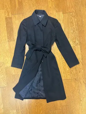 컨디션 최상 에프데 캐시미어 100% 롱 코트 A라인 블랙