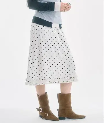 FEKETE 도트 프릴 미디 스커트