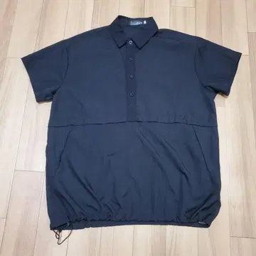 새상품급 무지 디자인 사이드 포켓 밑단 드로 코드 풀오버