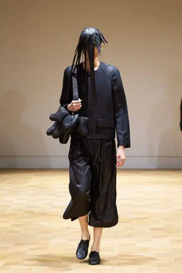 ORIMI 크롭 슬랙스 7부 기장