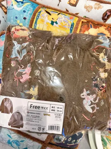 이브이 컬렉션 가디건 포켓몬