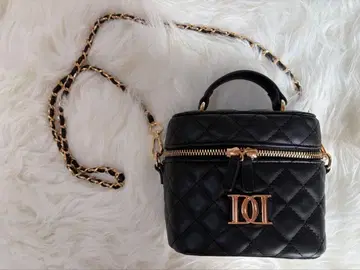 다리치 새상품급 바닥 흠집 있음 확인 필요!