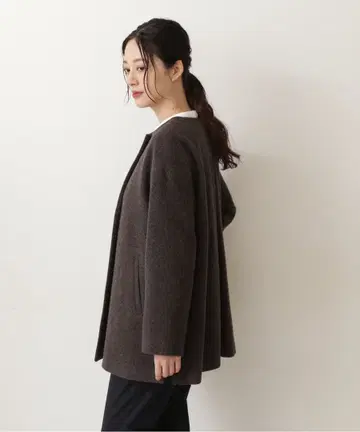 내추럴 뷰티 베이직 브라운 노카라 코트