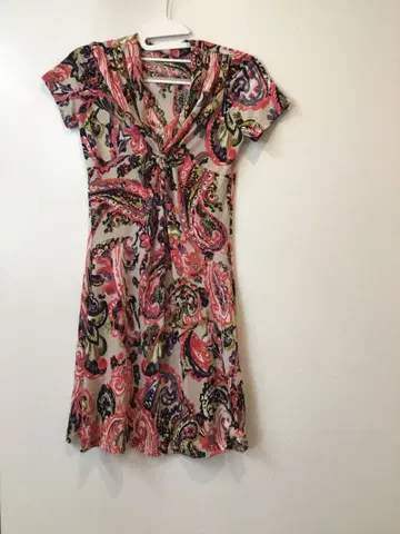 TifanaBless 페이즐리 무늬 반팔 무릎 기장 원피스 M 사이즈