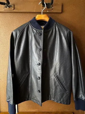 GB SPORT 바시티 자켓 올 가죽 미국제 저널 별주