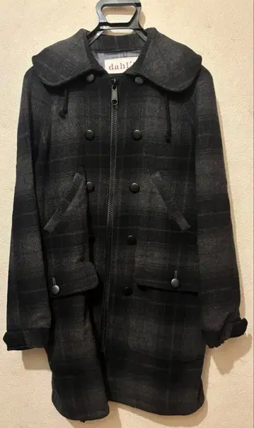 달리아 dahl'ia 코트