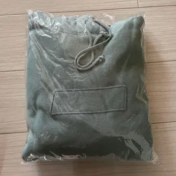 [ 미사용 새상품 ] 로지우라 후드티