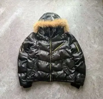 퍼 후드 다운 자켓 블랙