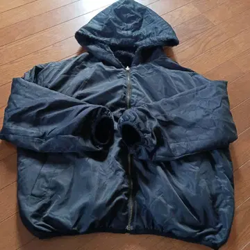 후드 부착 리버서블 다운 자켓