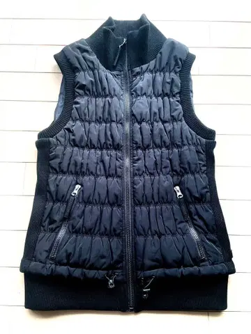 캘빈 클라인 블랙 다운 베스트