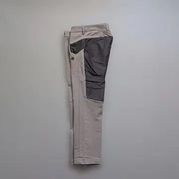 [컨디션 최상] 데상트 골프 겨울용 스트레치 팬츠 M