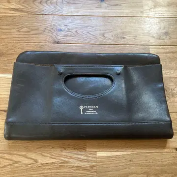 CLEDRAN EDIFICE 클레드란 에디피스 세컨드 백 가죽