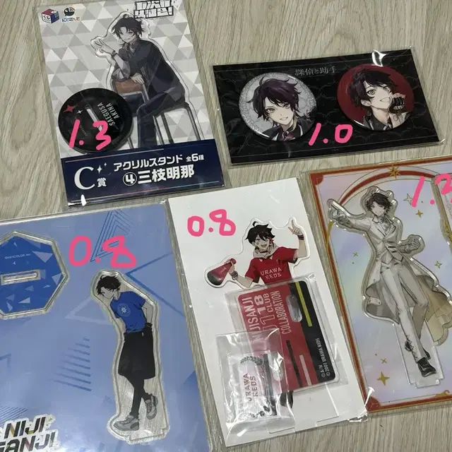니지산지 사에구사 아키나 아크릴스탠드 판매