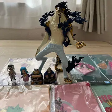 묶음 판매 킹 오브 아티스트 원피스 로브 루치 각성 피규어 외 7점