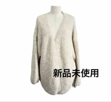 니트 볼륨 슬리브 아이보리  스웨터 모테니트 베이지