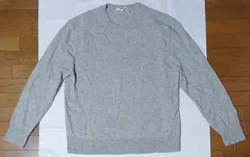 유니클로 캐시미어 100% 그레이 크루 니트 사이즈 XL