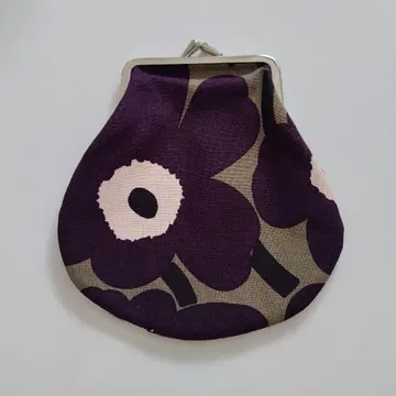 마리메꼬 가마구치 파우치 Khaki Purple Pink